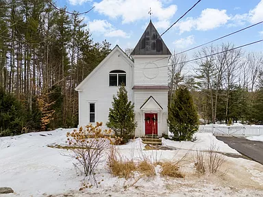 Maine Homes for sale: Former Oak Hill Chapel Transformed into Modern Luxury Living