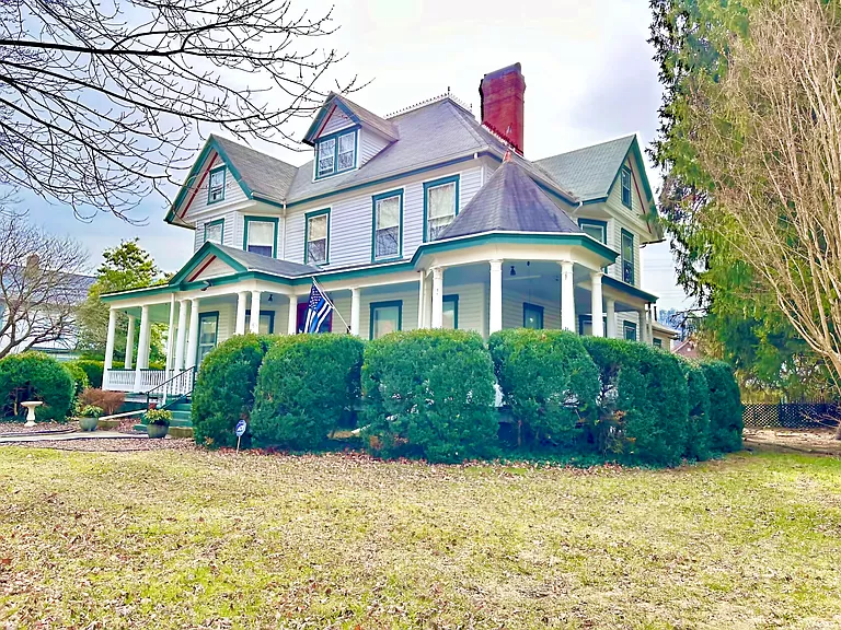 Virginia Homes for Sale, Embrace the magnificence of this Clifton Forge Victorian masterpiece from the 1900s.