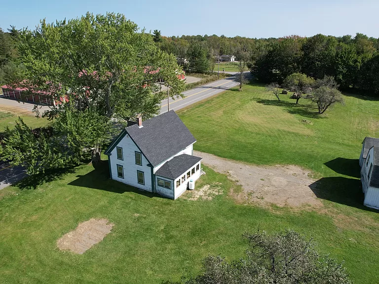 Maine Farm for Sale A rare country living 50 acres of land in Maine. AnyHome Lovers