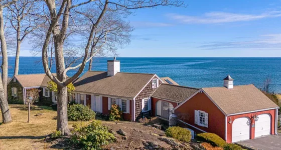 Maine Oceanfront Homes for Sale, A Coastal Haven on the Rocky Coast of Maine.