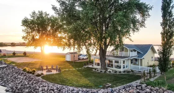 Stunning South Dakota lakefront cabin for sale: Your dream waterfront home with a rooftop deck and dock access