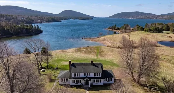 Exquisite Maine waterfront homes for sale. Discover this vacation rental in Acadia National Park.