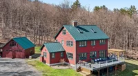 Exquisite Vermont farmhouses for sale. Discover this contemporary farm on 38.3 acres of land.