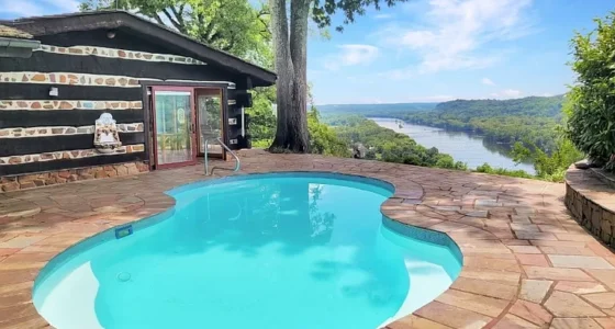 New Jersey Homes for Sale-NJ Real Estate with Delaware River Views.