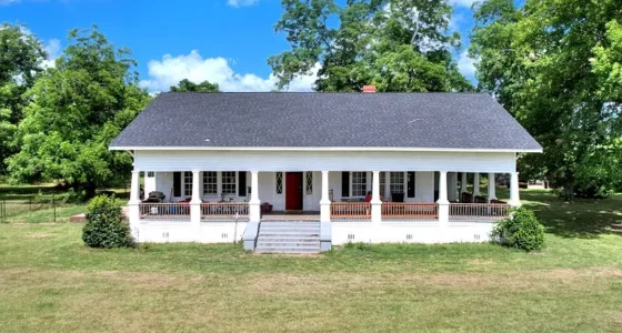 Discover this Georgia Farmhouse for Sale on picturesque 5-acre land.