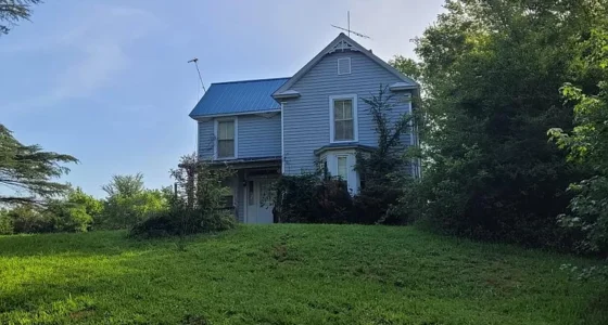 Homes for Sale in Virginia with Fixer Upper on 4 Acres in Drakes Branch.