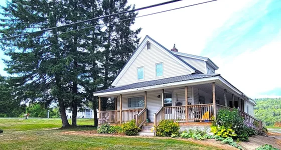 Charming Maine Waterfront Property for Sale on 3.6 acres with a Farmhouse.