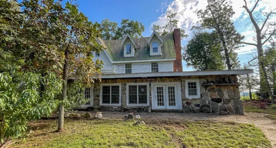 Virginia Farmhouse for Sale: Renovation Ready with FHA 203K Loan.