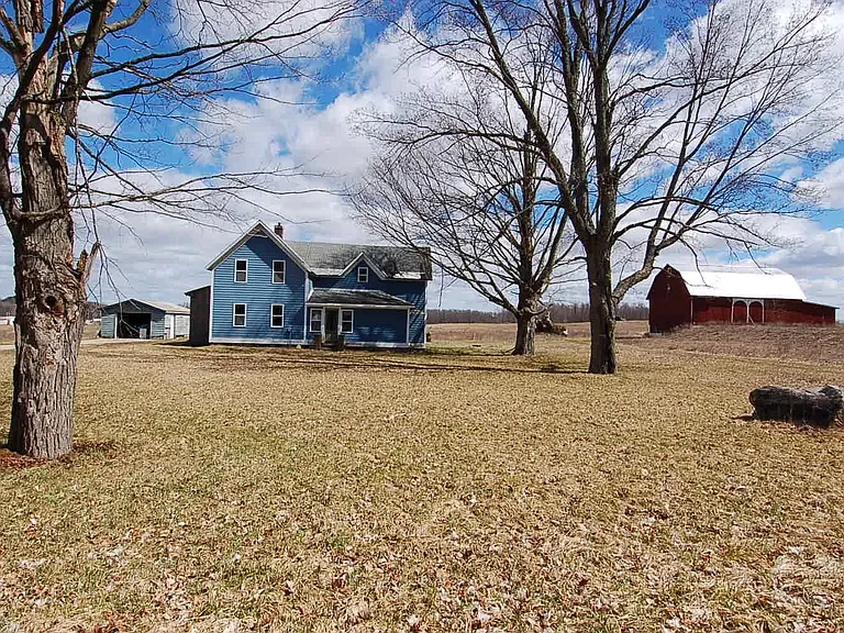 Michigan Farms for Sale On 10 Acres.