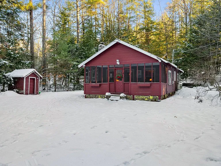 New York Cabins for Sale; Adirondacks 3-season camp.