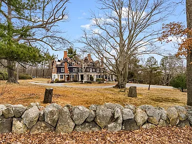 Massachusetts Farms for Sale On 25 Acres.