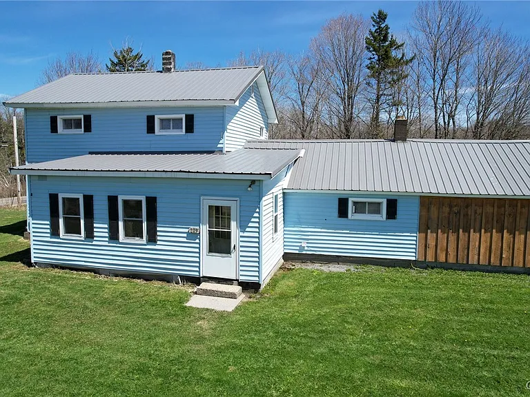 New York Farmhouse for Sale On 91 Acres