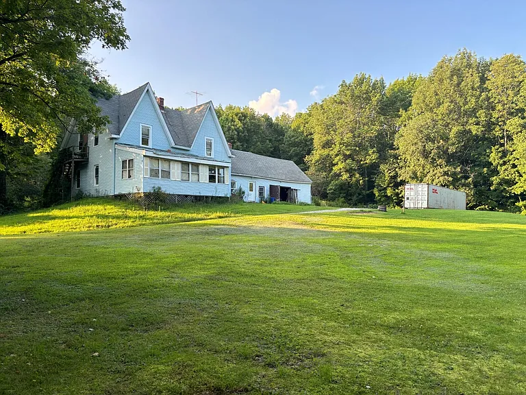 Maine Farmhouses for Sale On 11 Acres